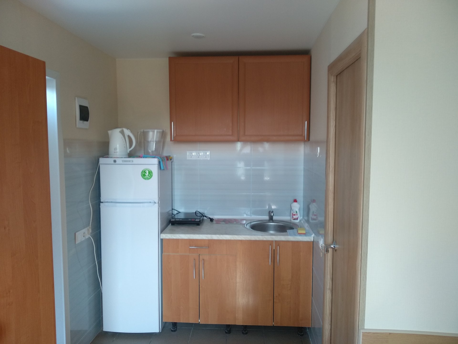 Уютный двухместный номер с двумя кроватями.