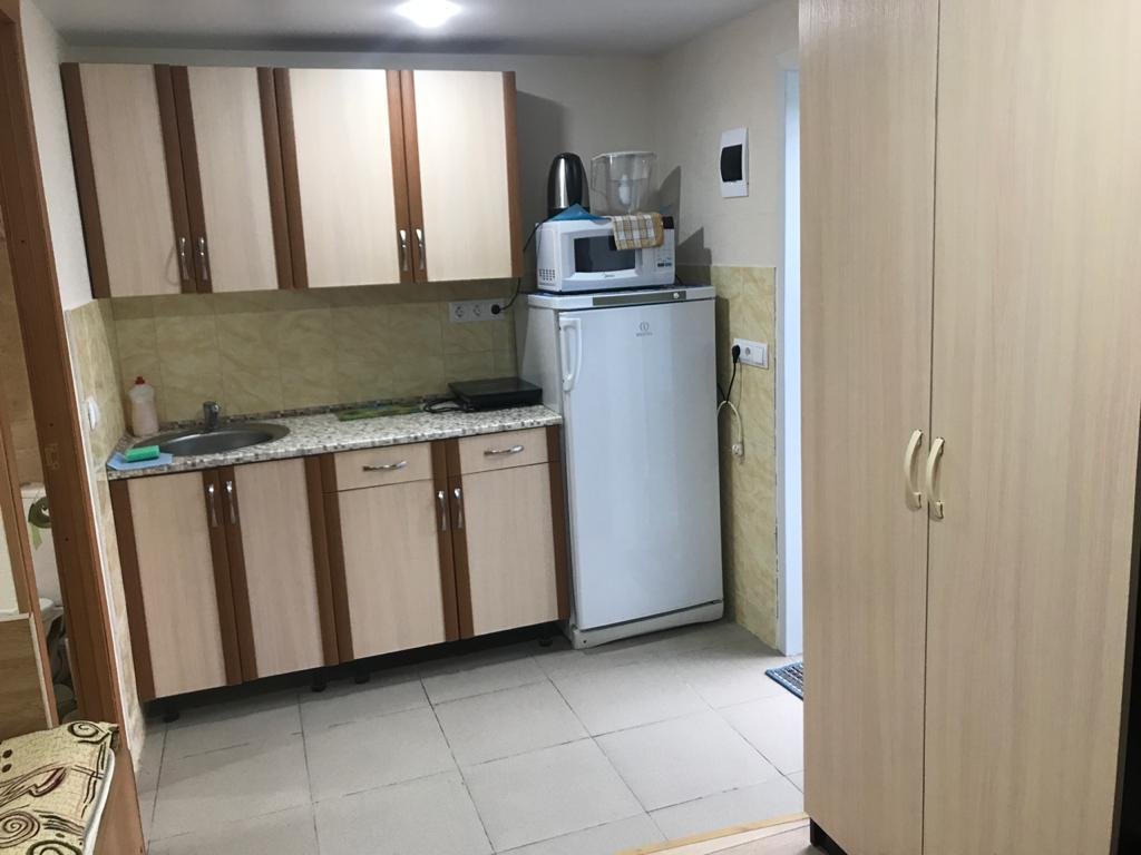 Уютный номер с двумя кроватями