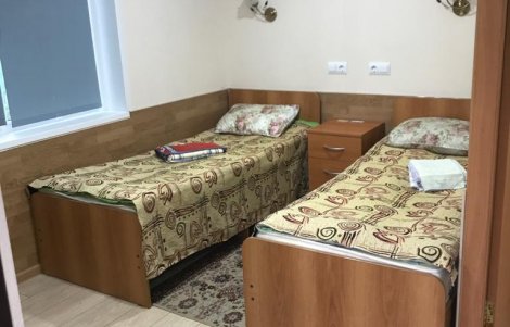 Уютный номер с двумя кроватями